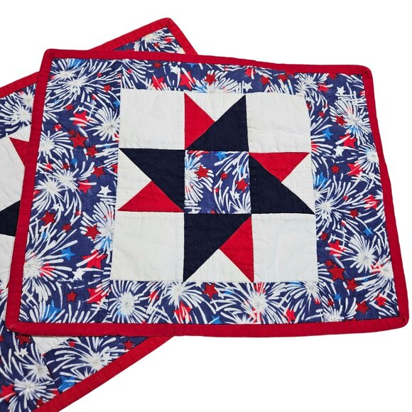 Patriotic Quilted Placemats Set Of 4 Fireworks & Stars Double-Sided Design Red/W - Picture 14 of 15